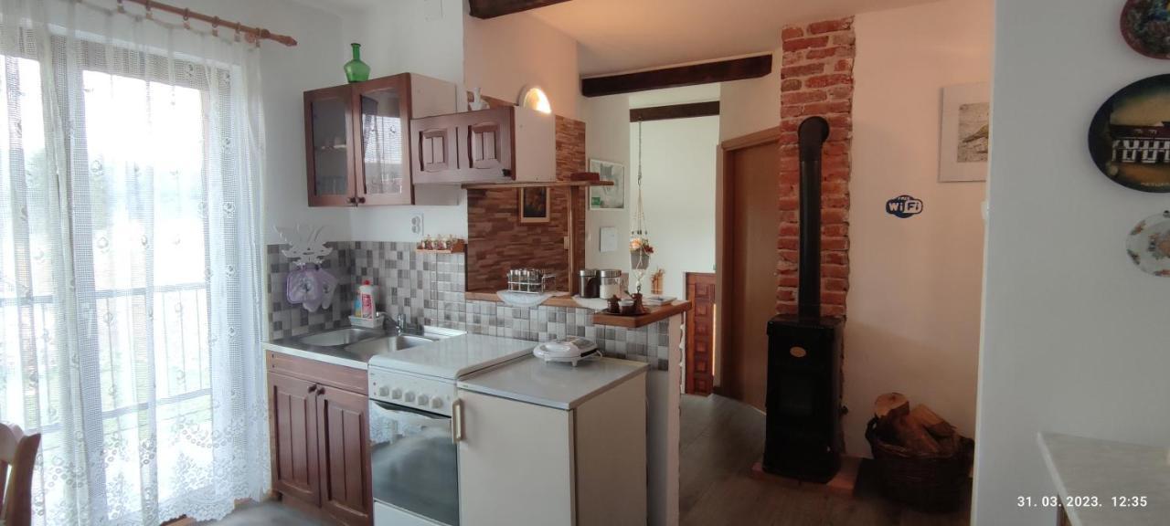 Liammarco Apartment Plaski Luaran gambar