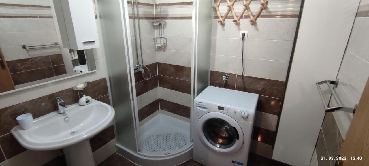 Liammarco Apartment Plaski Luaran gambar